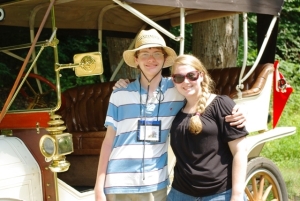 Campbell and Catherine Fitzhugh in front of their 1909 E-M-F