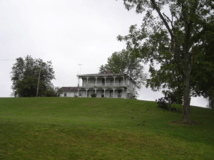 Grand-old-house-near-the-OH