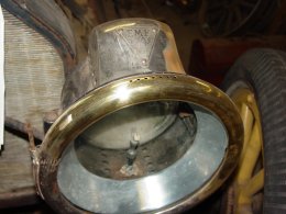 E & J 577 headlight Pic.